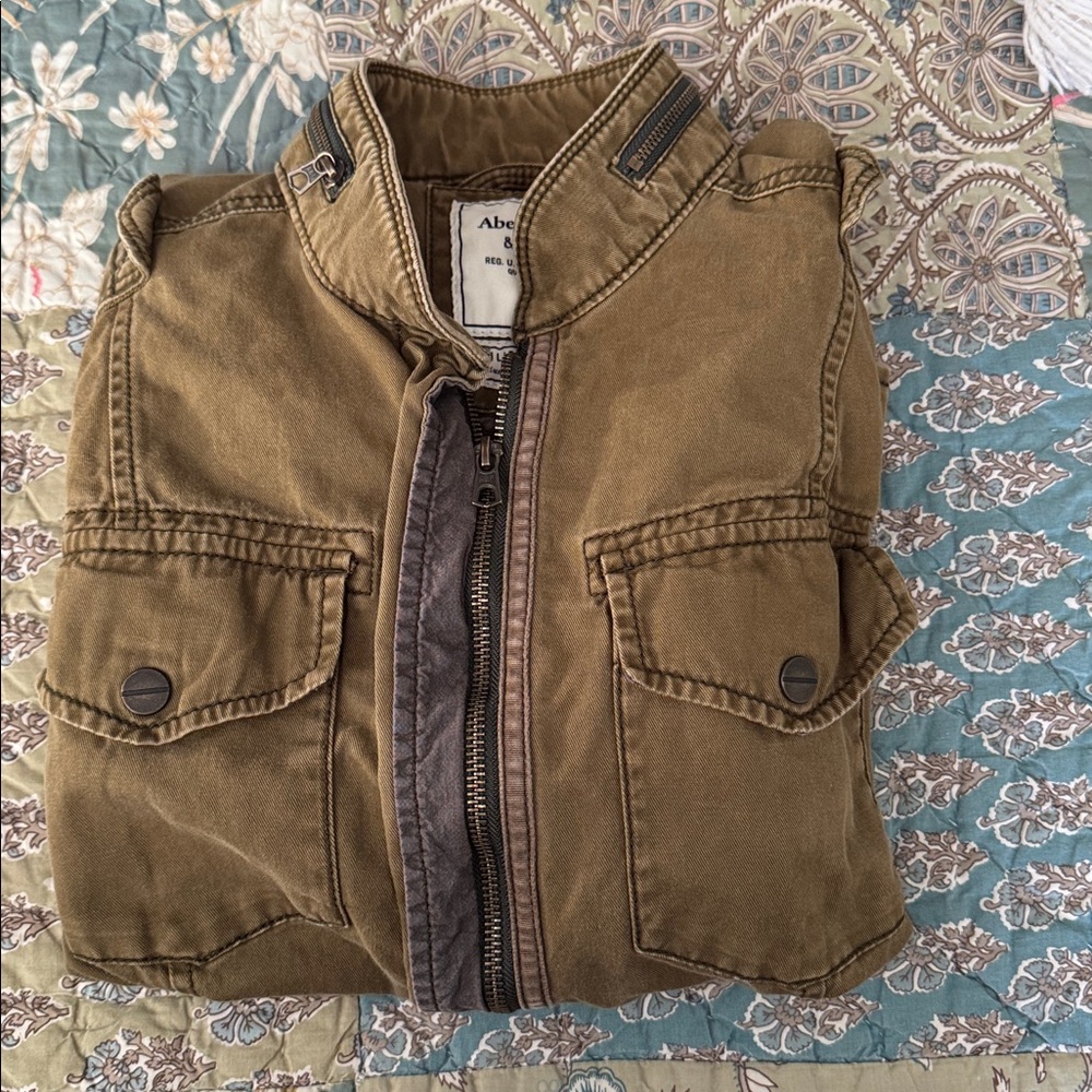 Abercrombie Khaki Utility Jacket for Women - Picture 10 of 10